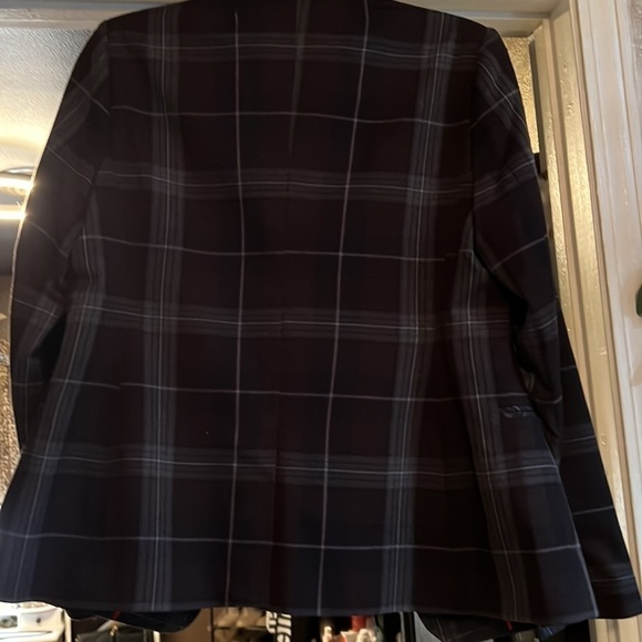 Philosophy size 8 blazer plaid print.  A375 - Picture 3 of 4